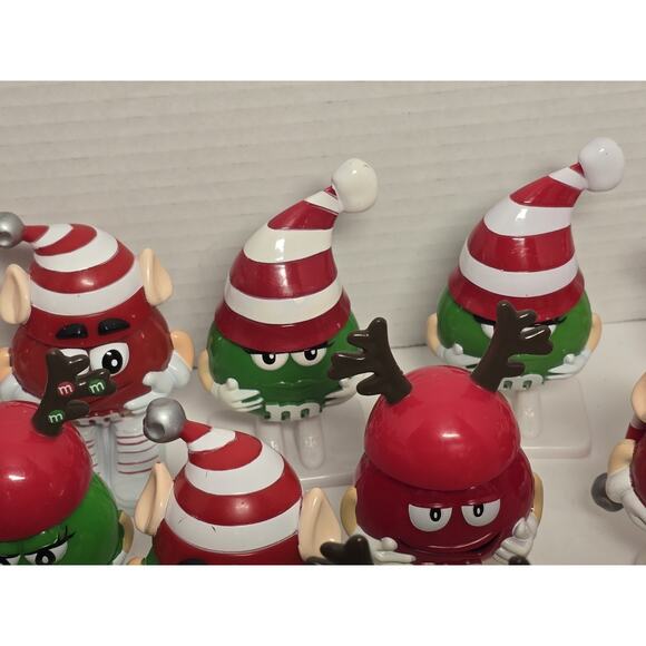 M&M'S Candy Figures. Christmas and Winter Multicolor LOT OF 29 Collectibles - Picture 7 of 13